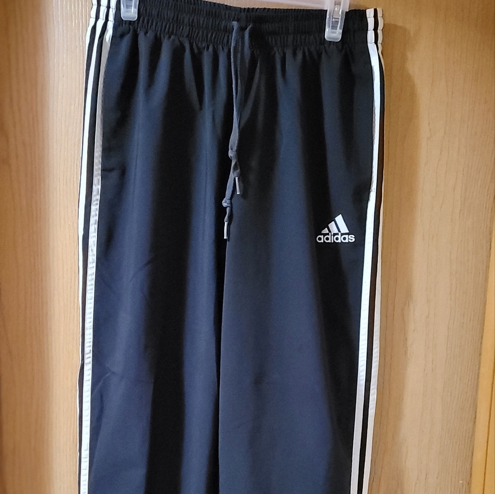 Nike 3-Stripe Windbreaker running pants